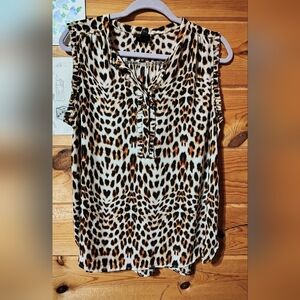 Leopard Print Sleeveless Top